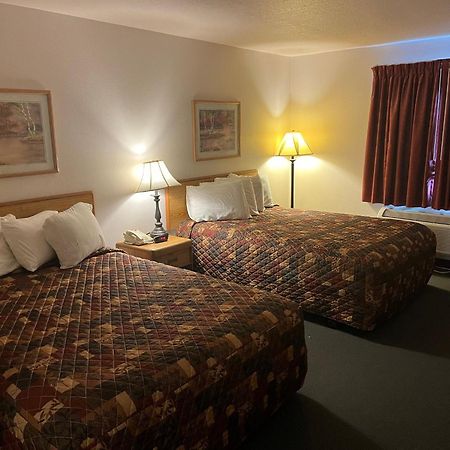 Country Haven Inn Burlington Экстерьер фото